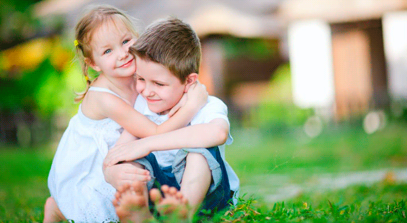 5 razões para abraçar diariamente quem mais ama